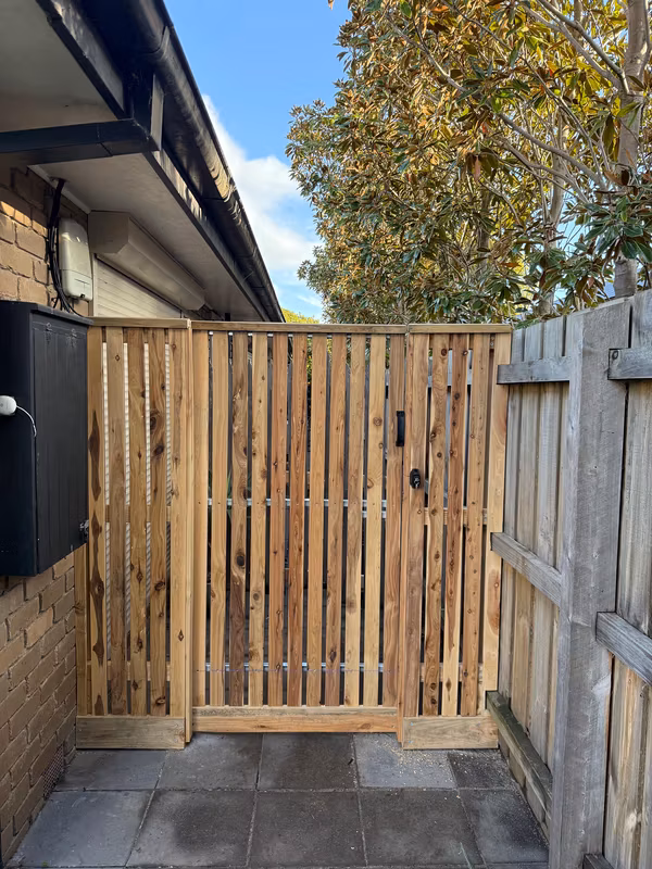 Fence and gate installation Melbourne example 3